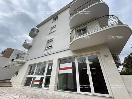 vente bureaux 74 m²