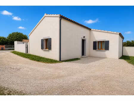 a vendre maison entraigues sur la sorgue 83 m²