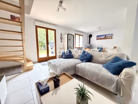 maison familiale proche des commodités
