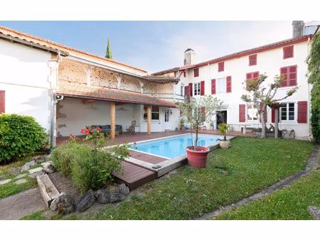 maison hagetmau 290 m² t-8 à vendre  420 000 €