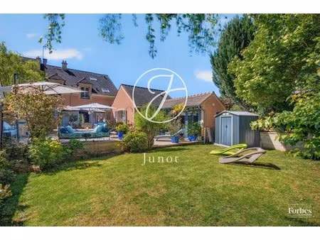 la celle saint-cloud - le bourg - maison de 184 m² - 5 chambres - jardin