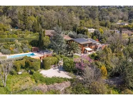 mougins - écrin de verdure au calme absolu