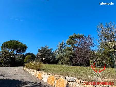 terrain constructible chassagny  beauvallon