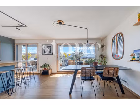 bien rare : attique moderne avec double garage et vue champs