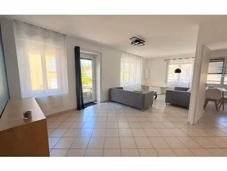 location appartement  64.9 m² t-2 à irigny  870 €