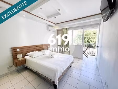 appartement idéalement situé les pieds dans l'eau