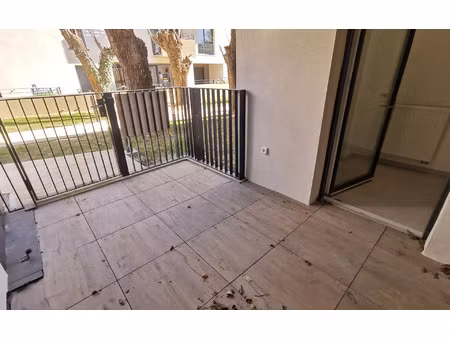 location appartement  43 m² t-2 à montpellier  676 €