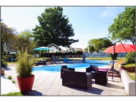 ensemble de charme sur 6000 m² – 2 habitations & piscine chauffée
