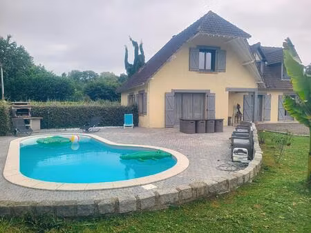 vaste séjour de 50 m²-vivable de plain pied