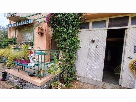 maison de ville avec garage et jardin