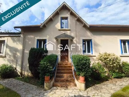 grande maison familiale avec piscine et dépendance