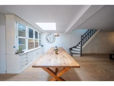 propriété d’exception – vue sur le blavet – grange de 200 m² à fort potentiel