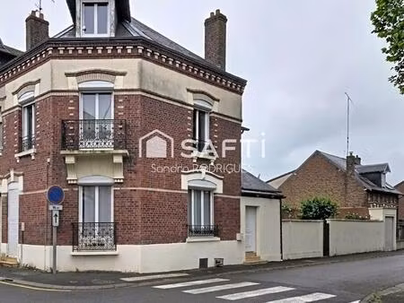 maison semi mitoyenne 5 pièces avec jardin et garage sans travaux à prévoir  proche de tou