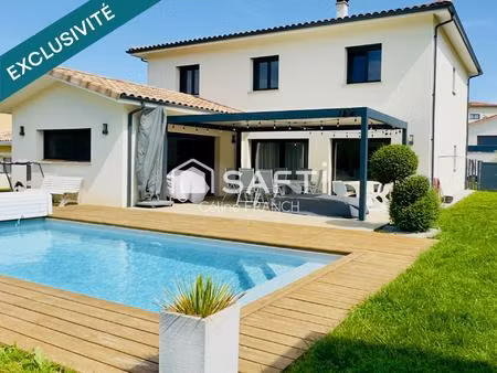 villa d'architecte contemporaine avec piscine