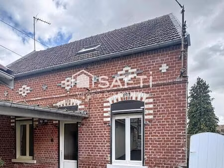 maison deux chambres avec dépendances  garage et jardin.