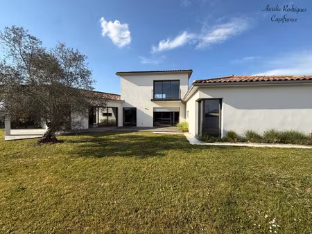 maison à vendre manziat 6 pièce(s) 168m2 385 000€