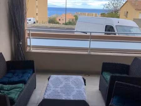 location meublée appartement 2 pièces 43 m² à bastia (20200)  800 €
