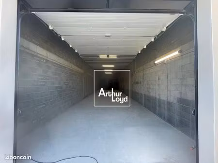 local d'activité 65 m²