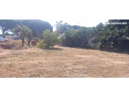 terrain 584 m² vinassan