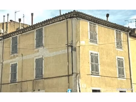 immeuble 8 pièces 160 m²