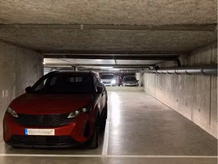 parking sous terrain sécurisé rer bry-sur-marnes