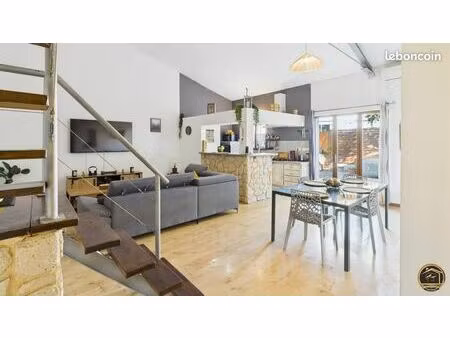 maison 10 pièces 286 m²