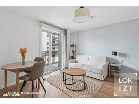 studio 1 pièce 27 m²