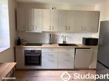 chambre 1 pièce 22 m²