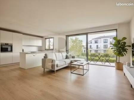 appartement 4 pièces 81 m²