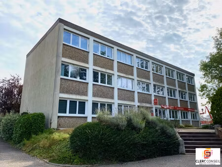 location local professionnel 72m² bois guillaume 76230