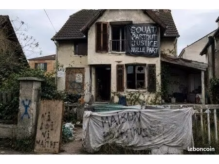 achète biens squattés - squats