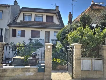 maison 7 pièces 130 m²