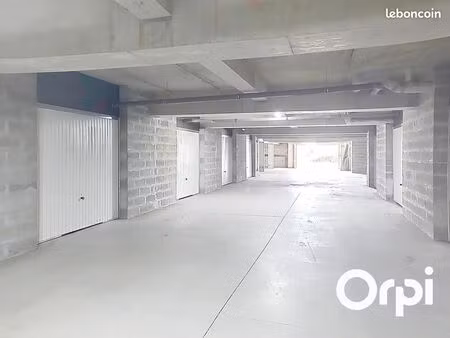 garage 23 m² porto vecchio