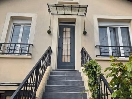 grande maison familiale gagny ou idéale projet d'investissement