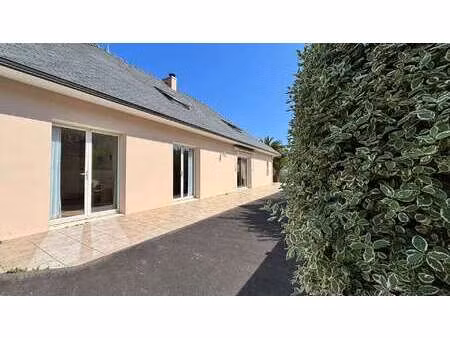 vente maison à pont-l'abbé (29120) : à vendre / 215m² pont-l'abbé