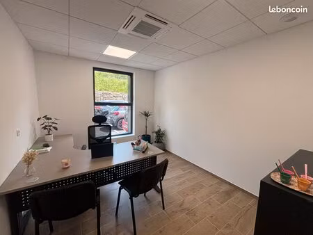 bureau 12 m² propriano - entreprises -4 ans