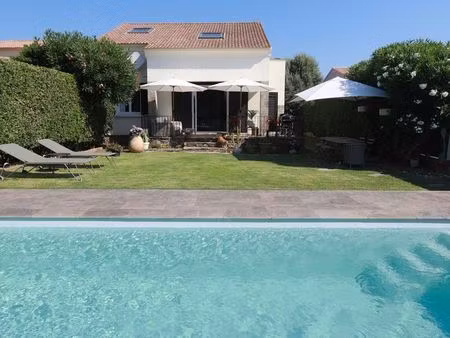 cap corse  macinaggio  maison en r+1  146 m² au sol  5 chambres  2 salons  2 terrasses  vu