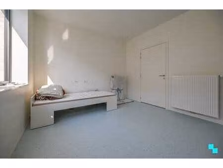 studentenkamer met eigen sanitair in centrum kortrijk