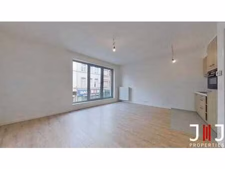 studio dans un quartier vivant