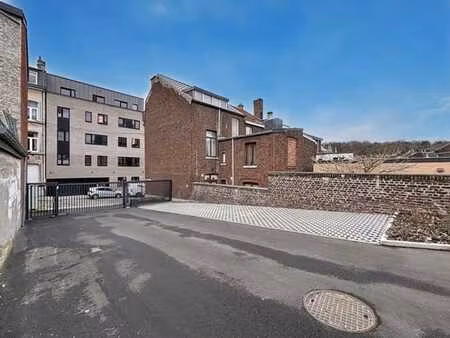 emplacements de parking sécurisés loués à vendre