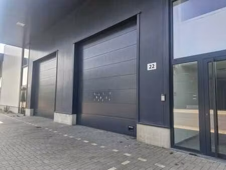 entrepôt + bureaux 770 m² à louer - achêne