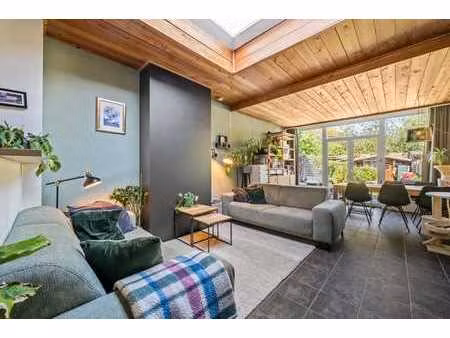 résidence optimale : maison de 2 à 3 chambres avec jardin a