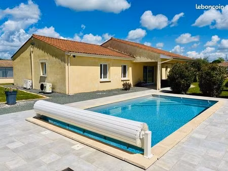 maison 6 pièces 130 m2 - piscine chauffée