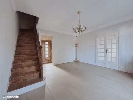 maison zola avec travaux- 3 chambres- jardin- garage- emplacement recherché
