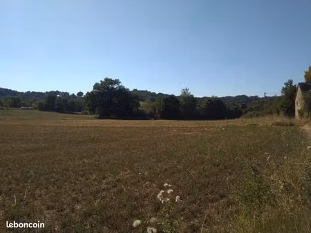 terrain 1 627 m² vailhourles