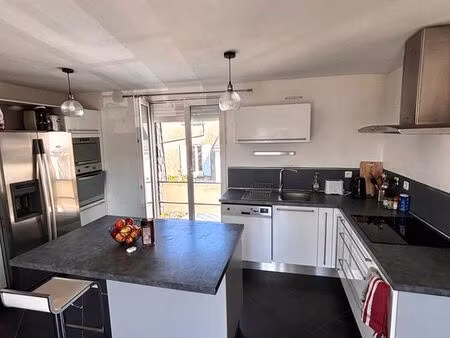 location appartement dalby/ toutes aides