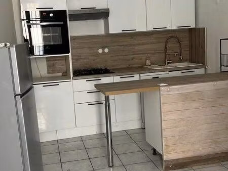 bel appartement à louer meublé