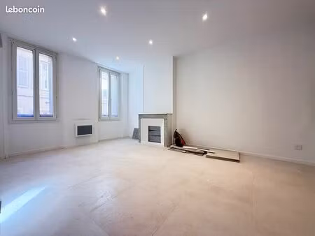 appartement 3 pièces 54 m²