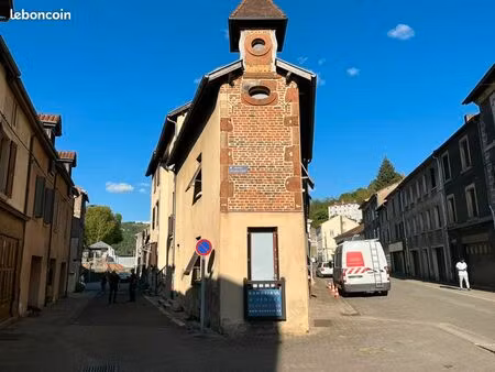 immeuble 7 pièces 185 m²