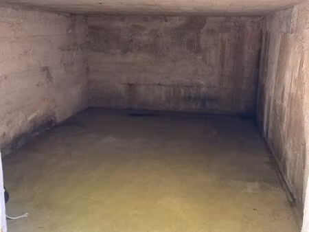 garage fermé 17m2